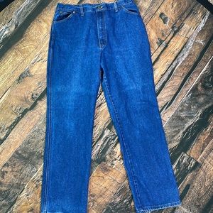Vintage 80’s Wrangler high waisted USA made jeans size 20 (35 x 32)